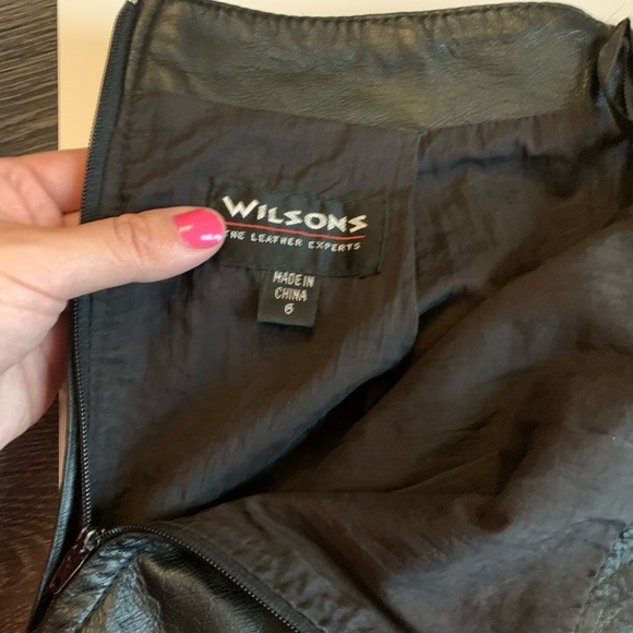 Wilson’s genuine leather size 6 pencil skirt - Picture 3 of 7